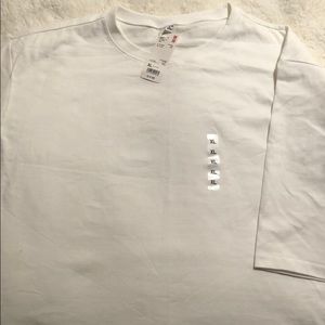 Woman’s thick tunic